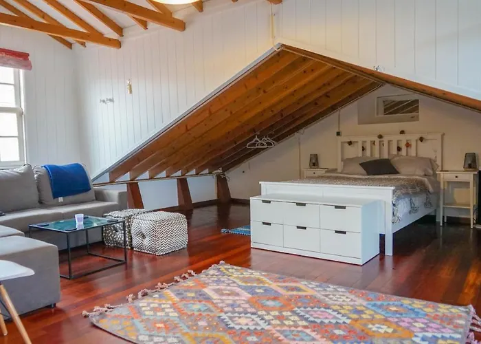 Casa Três Picos * Horta (Azores)